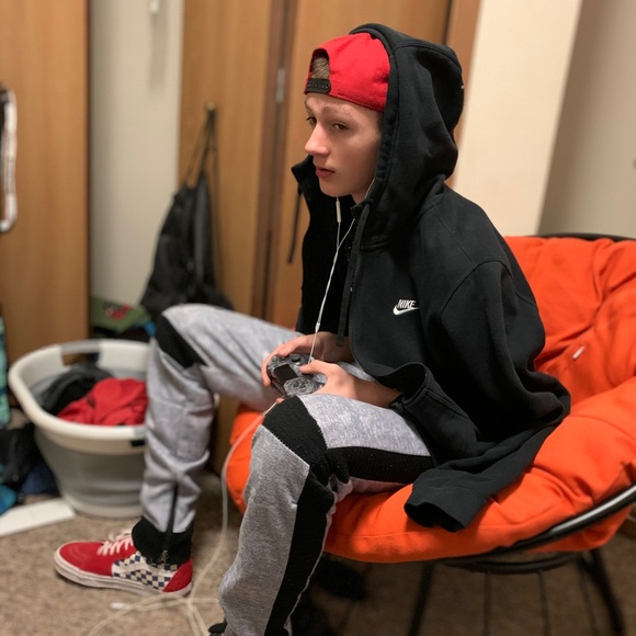 Meet your Posher, Jacob - Picture 1 of 1